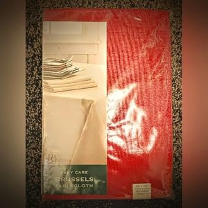 Easy Care Brussels Table Cloth